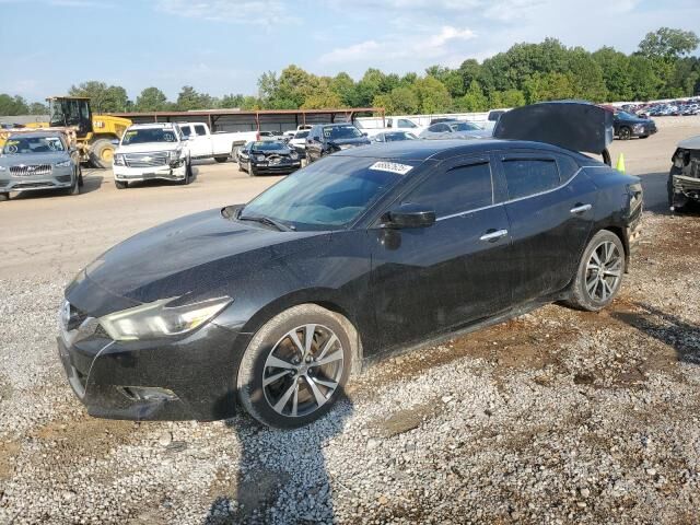 Nissan Maxima