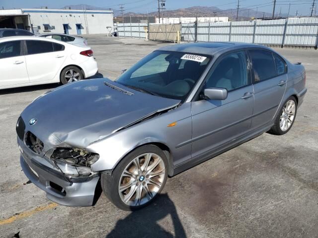 BMW 330i