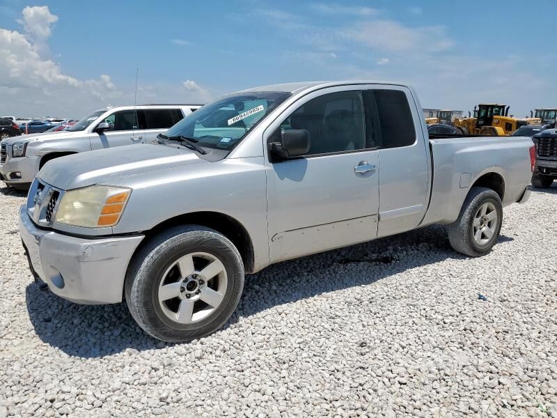 Nissan Titan