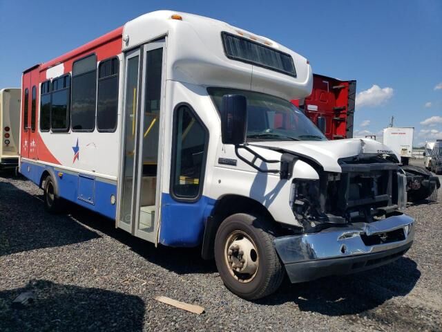 Ford E-450