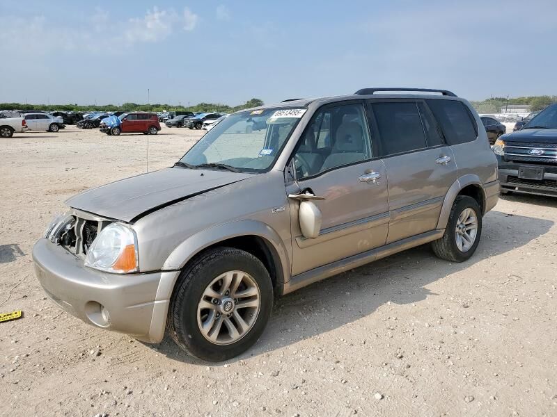 Suzuki XL7