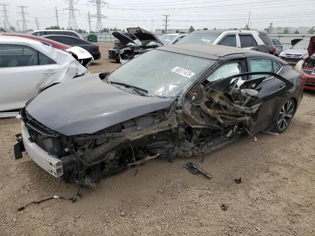 Nissan Maxima