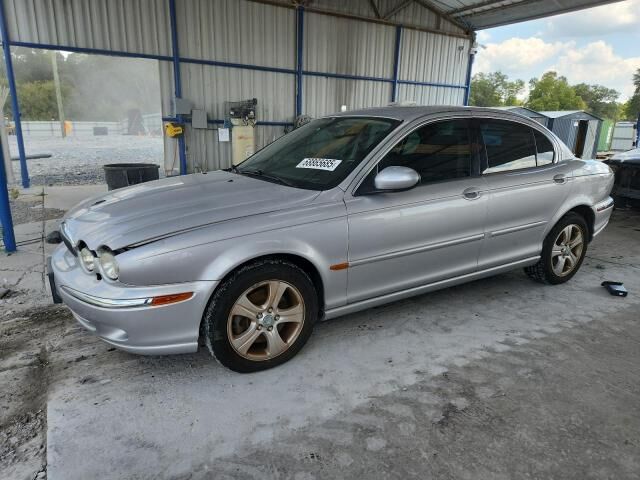 Jaguar X-Type