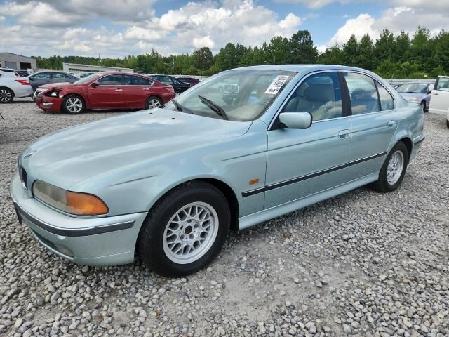 BMW 528i