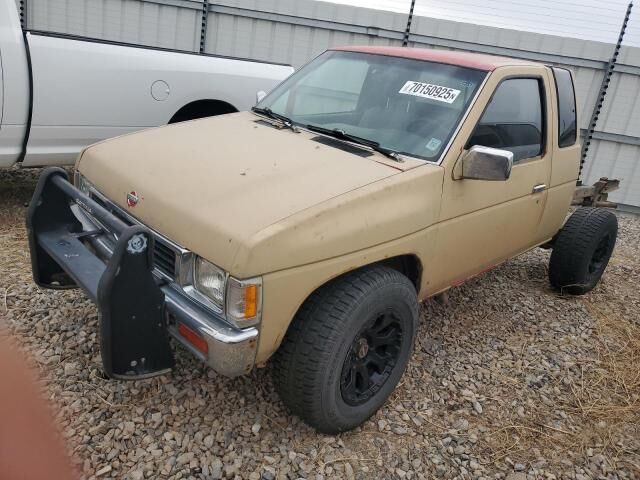 Nissan Pickup