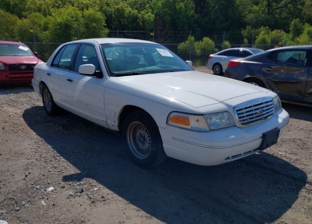 Ford Crown Victoria