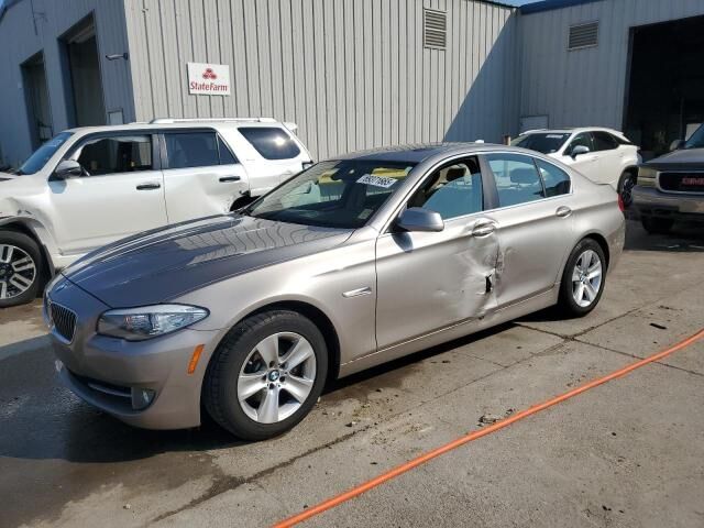 BMW 528i