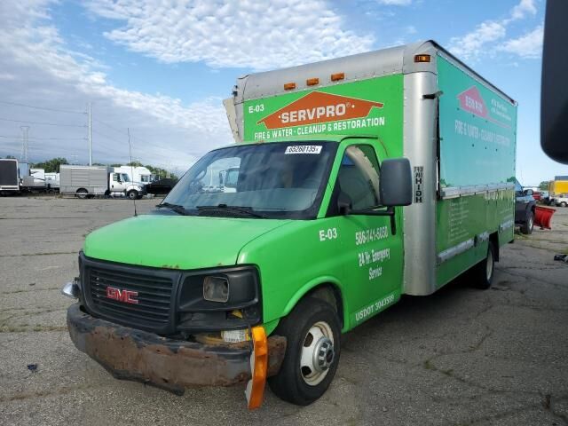 GMC Savana