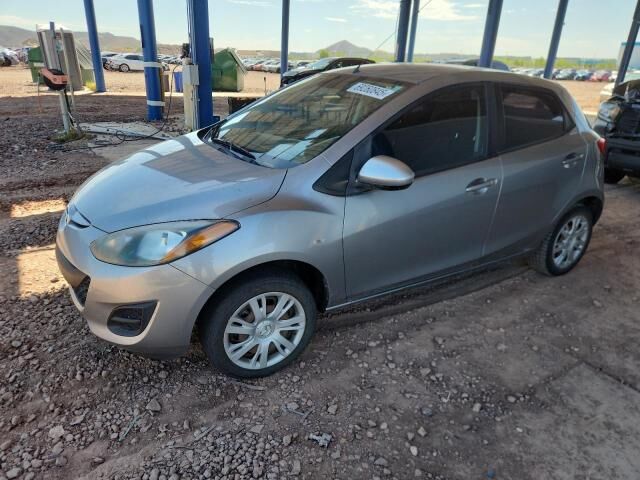 Mazda Mazda2