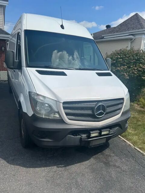 Mercedes-Benz Sprinter