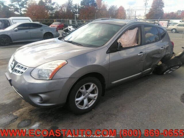 2011 NISSAN Rogue