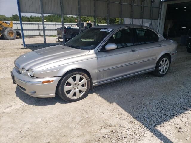 Jaguar X-Type
