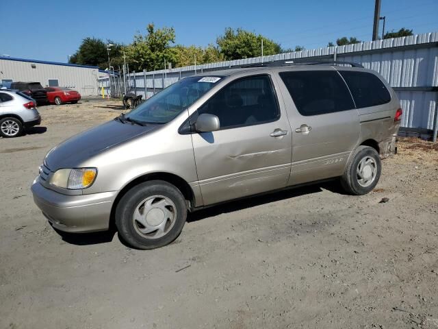 Toyota Sienna