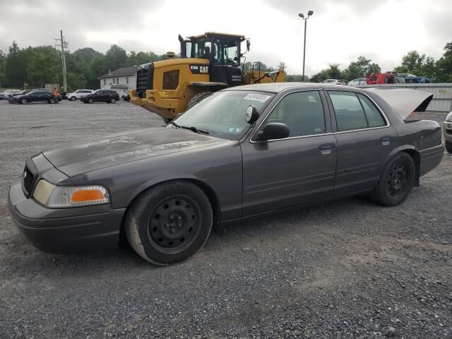 Ford Crown Victoria