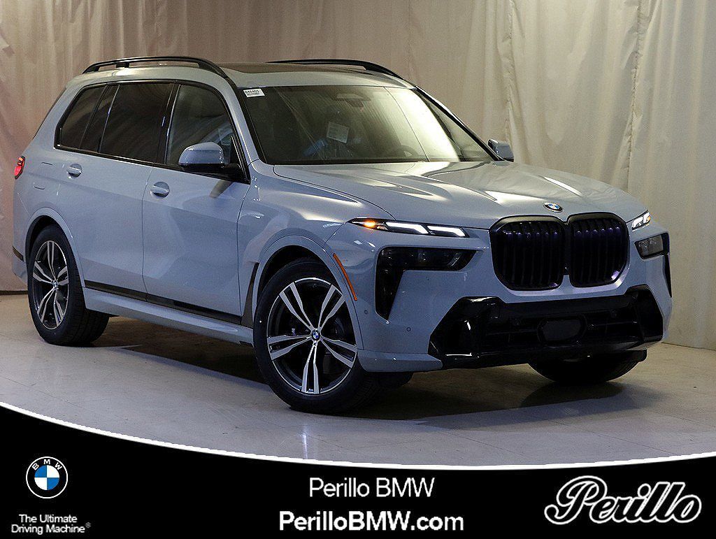 2026 BMW X7