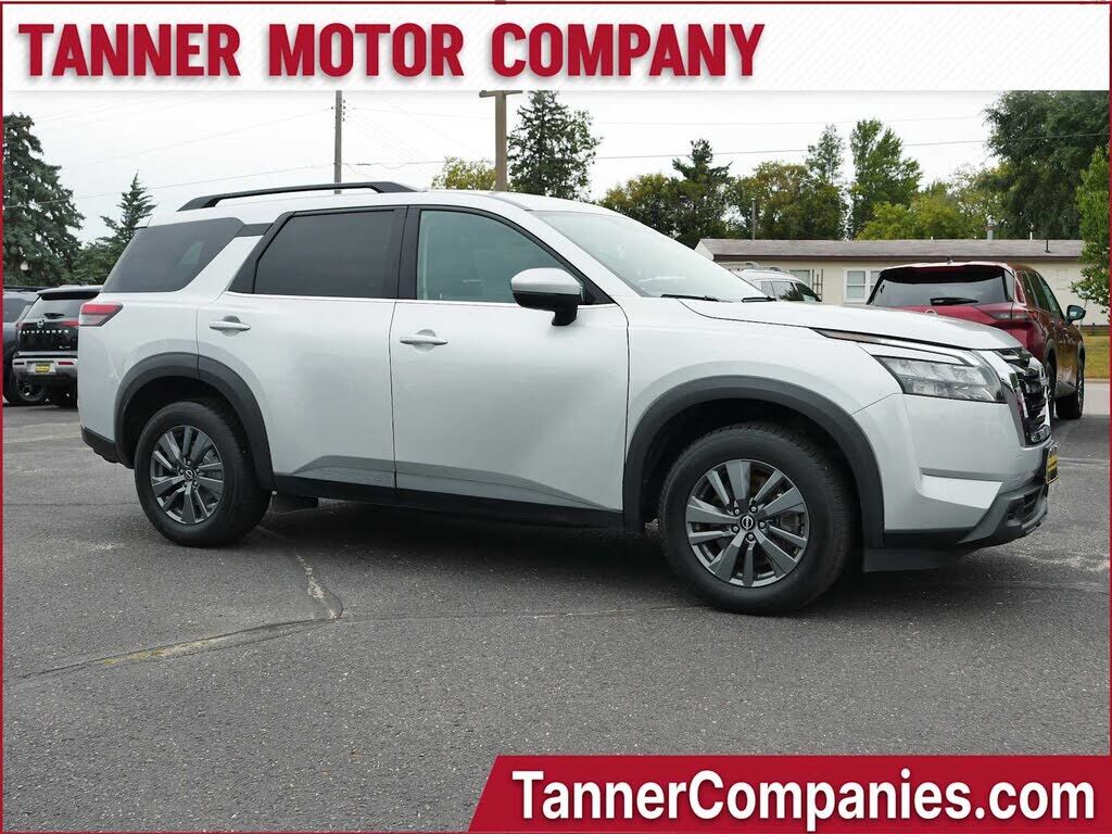 2023 NISSAN Pathfinder
