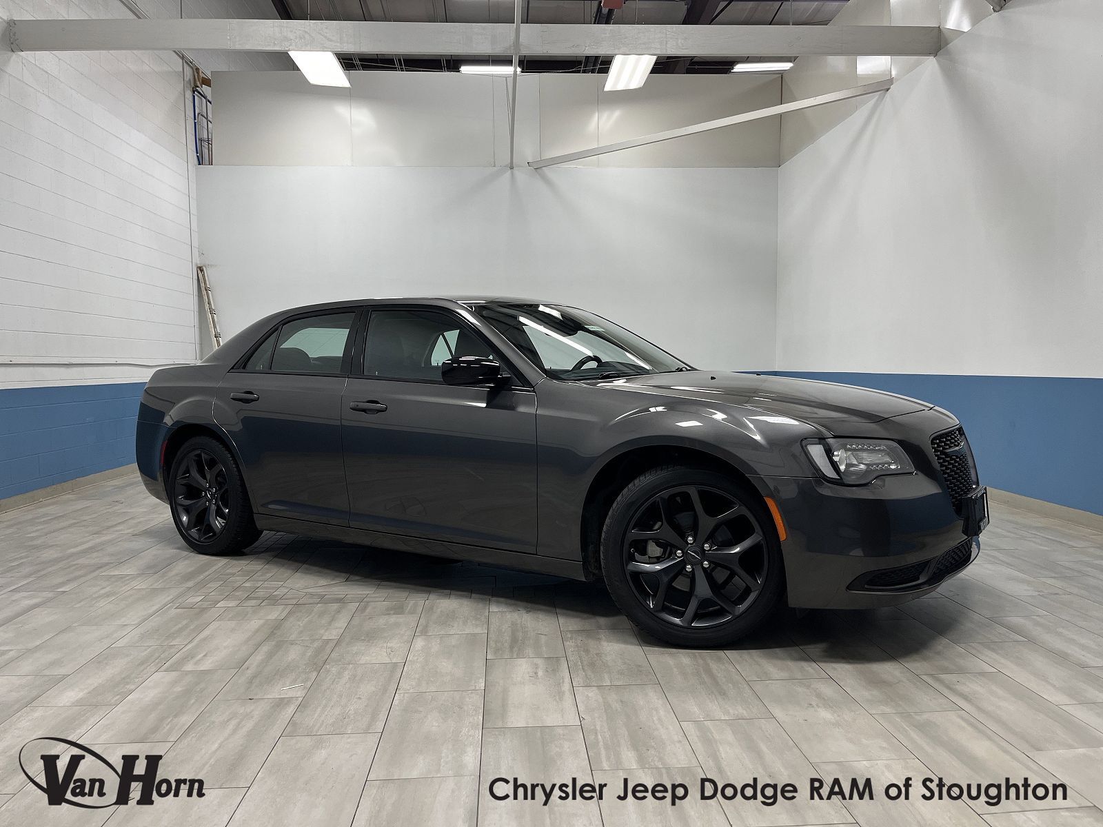 2023 CHRYSLER 300