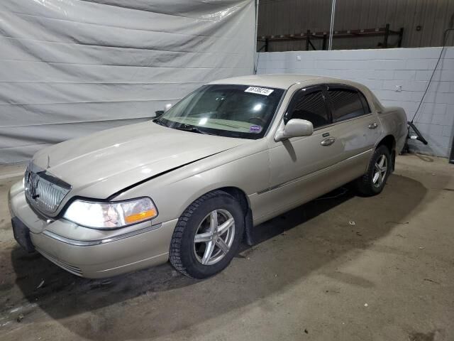 Lincoln Town Car