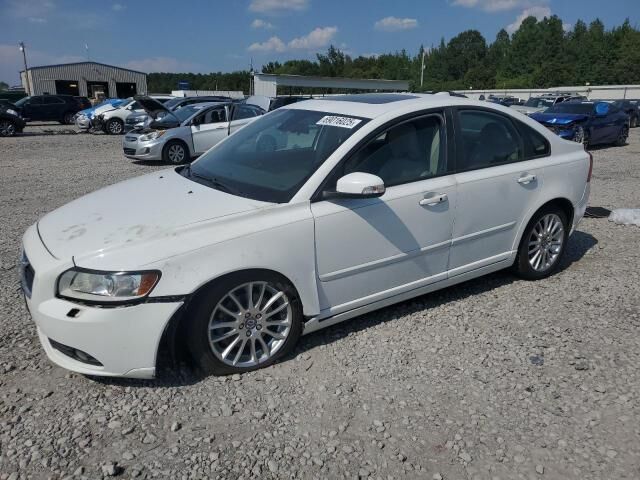 Volvo S40
