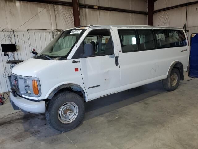 GMC Savana