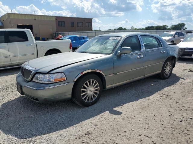 Lincoln Town Car