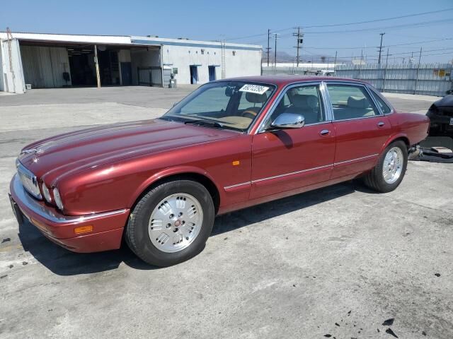 Jaguar Vanden Plas