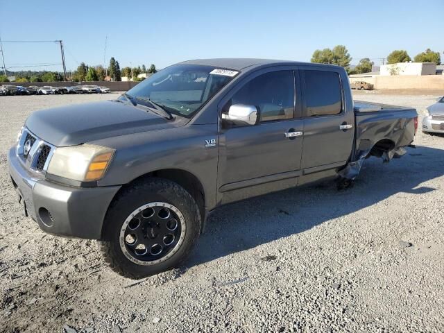 Nissan Titan