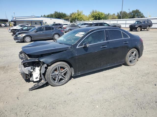 2022 MERCEDES-BENZ A-Class