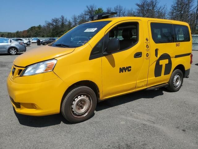 Nissan NV200