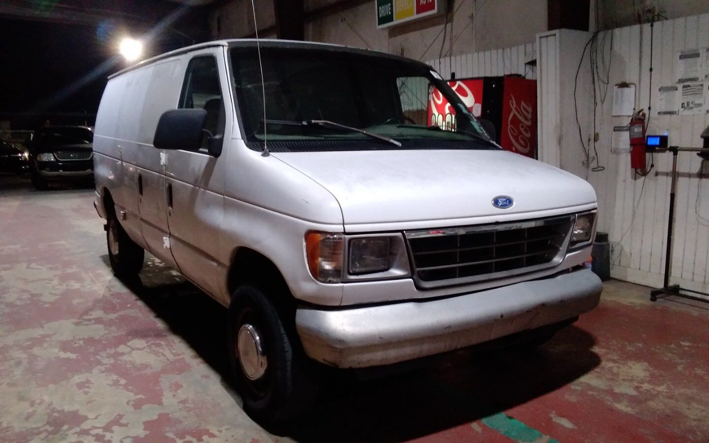 Ford E-250