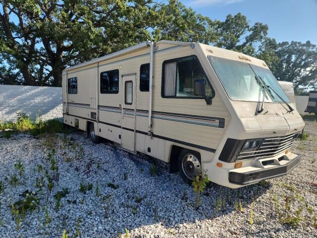 1990 CHEVROLET P - Series