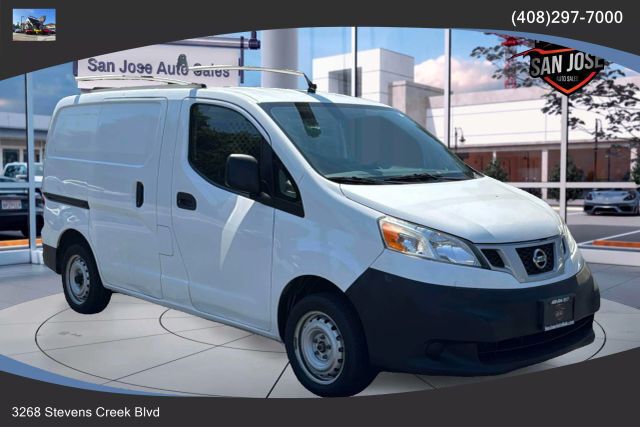 Nissan NV200