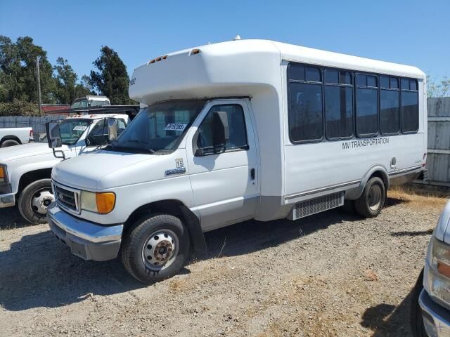 Ford E-450