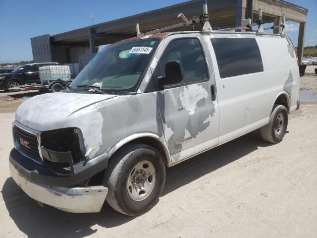 GMC Savana