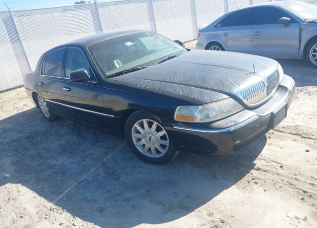 Lincoln Town Car