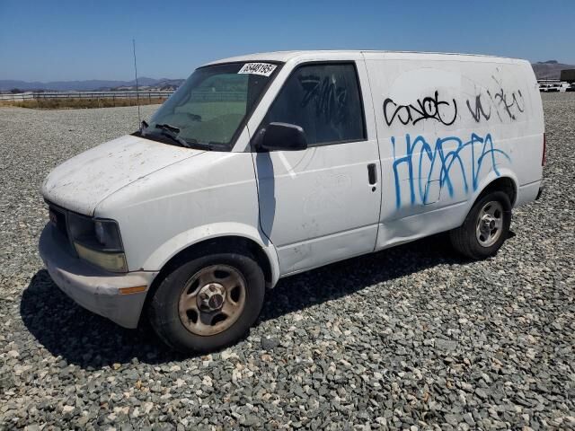GMC Safari
