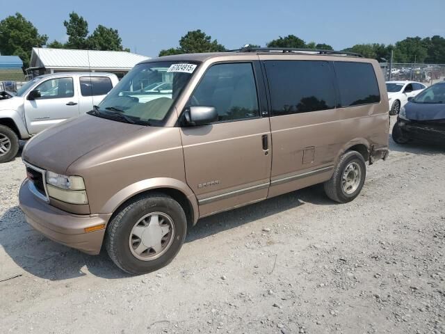 GMC Safari
