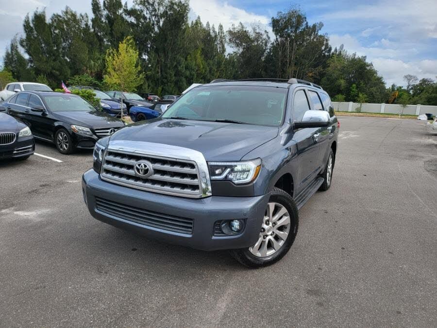 Toyota Sequoia