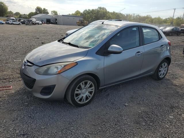 Mazda Mazda2