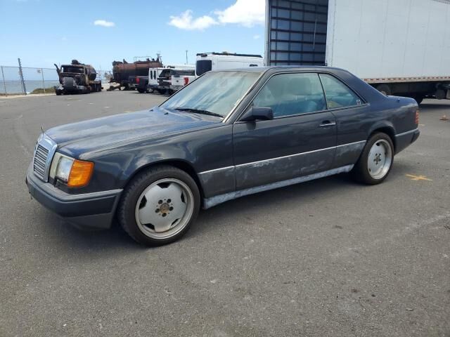 Mercedes-Benz 300
