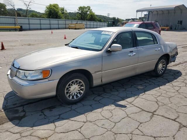 Lincoln Town Car