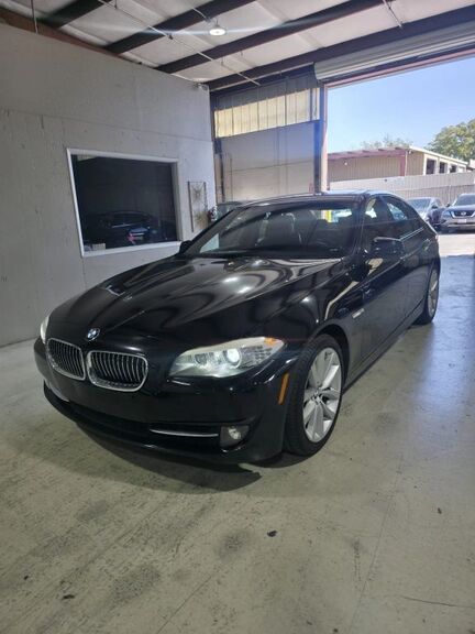 BMW 535i