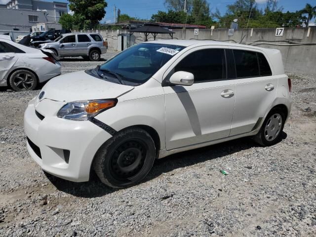 Toyota SCION xD