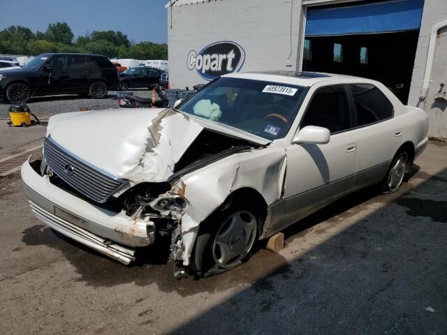Lexus LS