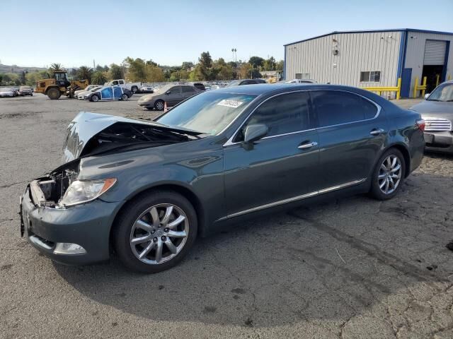 Lexus LS