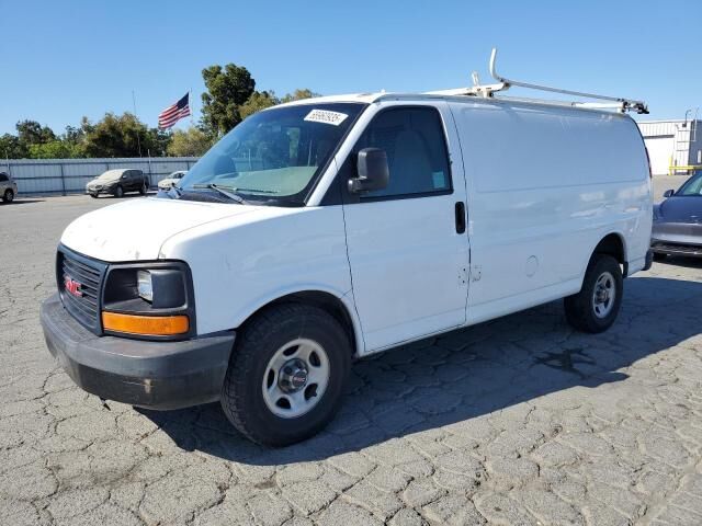 GMC Savana
