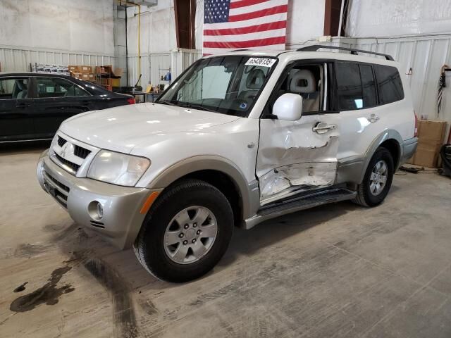 Mitsubishi Montero