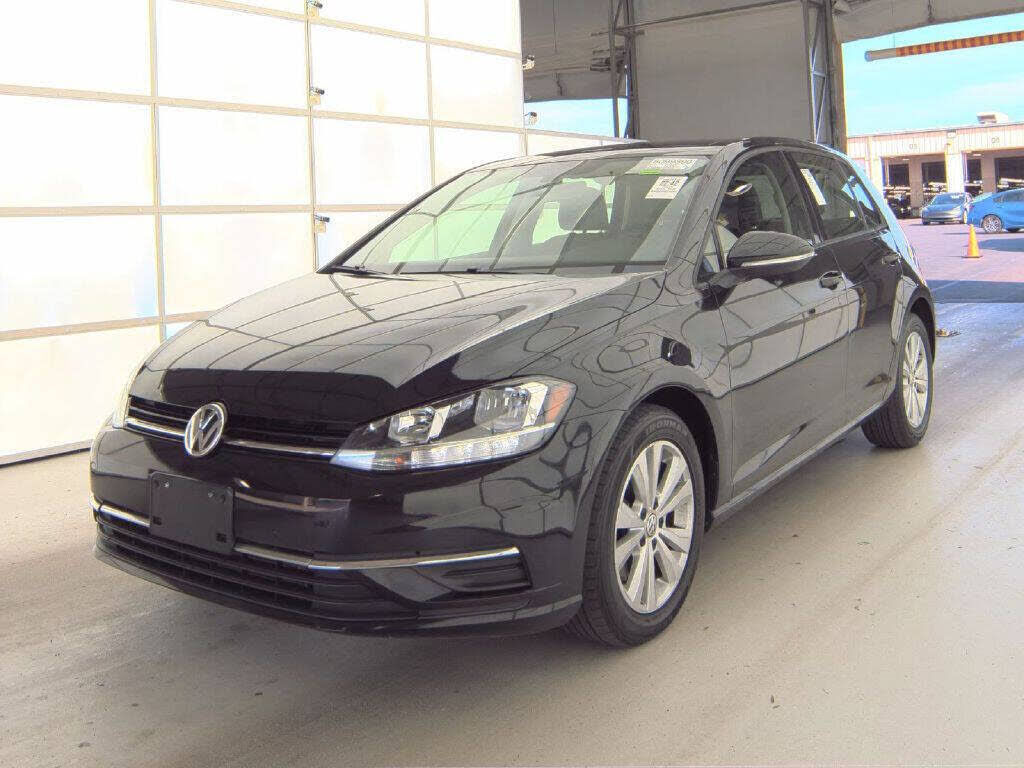 2021 VOLKSWAGEN Golf