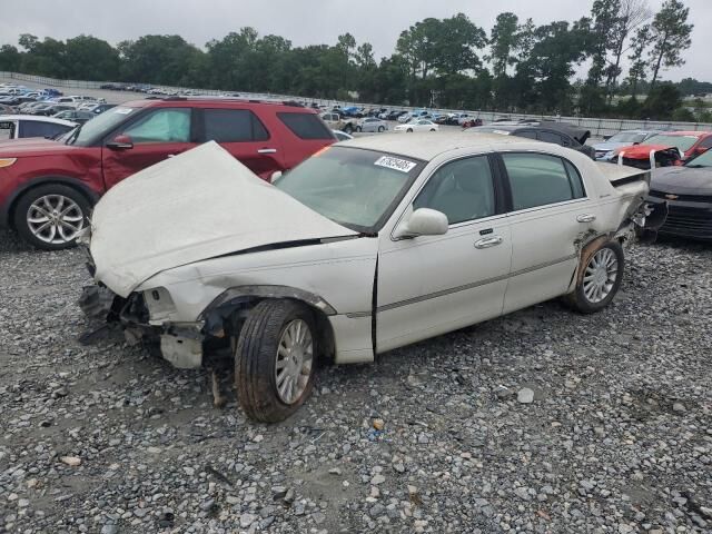 Lincoln Town Car