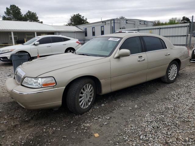 Lincoln Town Car
